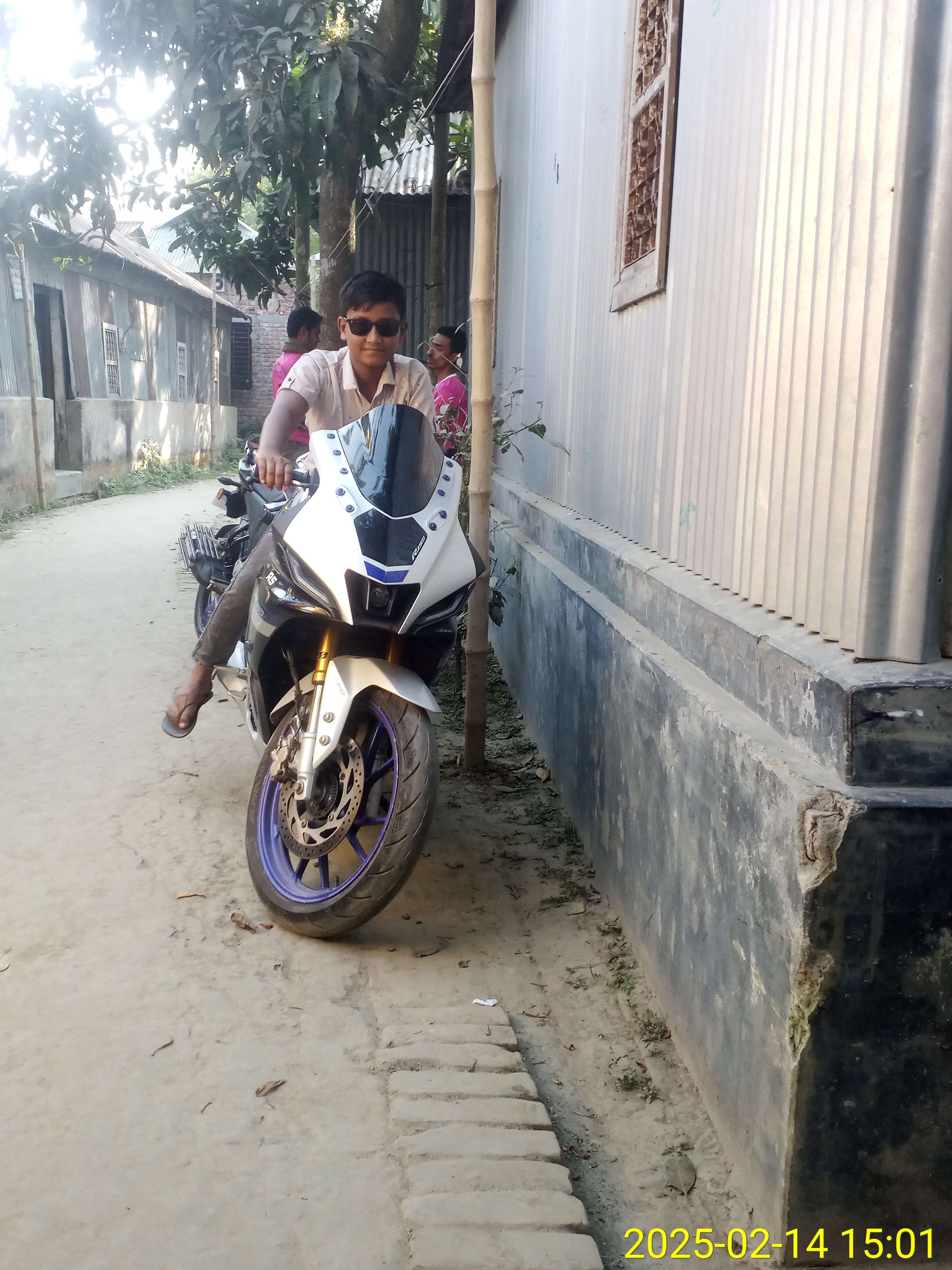 radhibvu Profile Picture